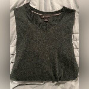 Banana Republic -V neck sweater - Green size L